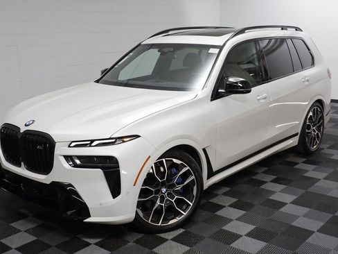 Certified 2025 BMW X7 M60i image 2