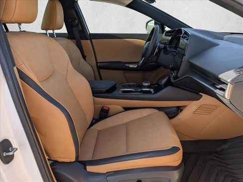 Used 2023 Lexus RZ 450e Premium w/ Technology Package image 17