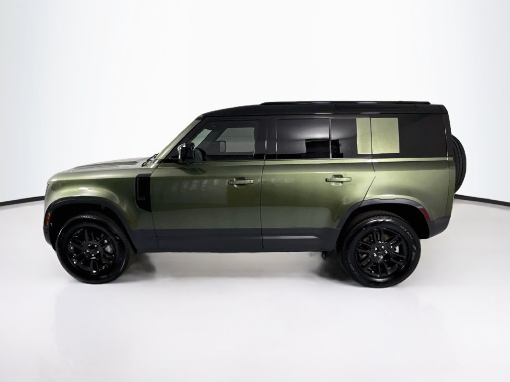 New 2026 Land Rover Defender 110 S AWD/4WD image 8