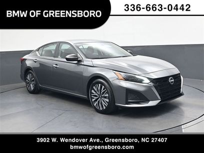 Used 2024 Nissan Altima 2.5 SV