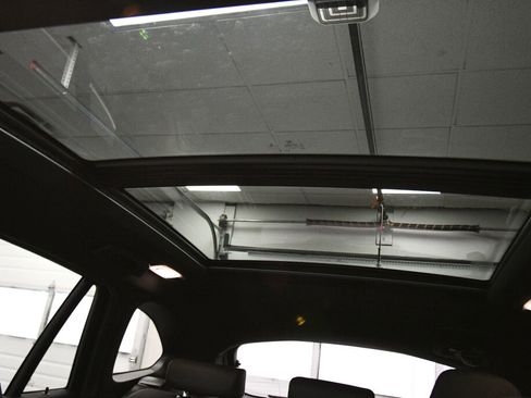 Used 2019 BMW X1 xDrive28i w/ Convenience Package image 20