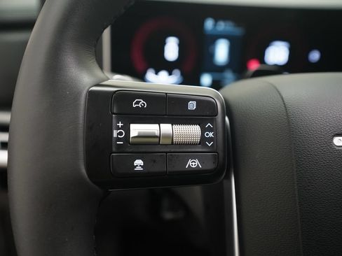 Used 2025 Hyundai Santa Fe XRT AWD/4WD image 19