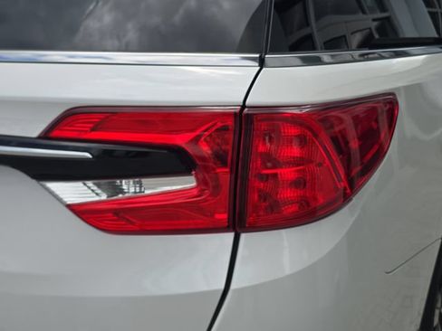 Used 2023 Honda Odyssey Touring image 8