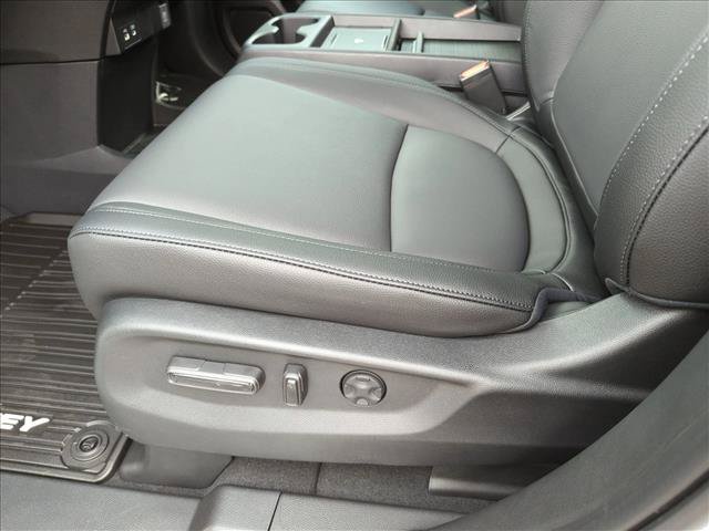 Used 2026 Honda Odyssey EX-L image 4