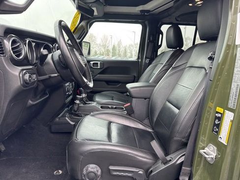 Used 2021 Jeep Wrangler Unlimited Sahara image 5