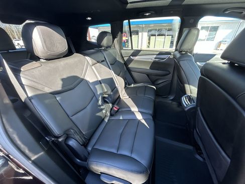 Used 2021 Cadillac XT6 Luxury image 24