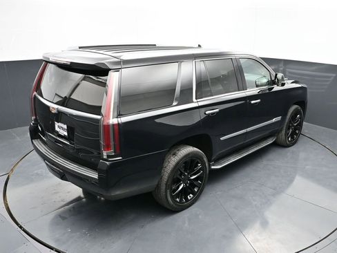 Used 2020 Cadillac Escalade Luxury image 36