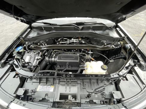 Used 2023 Ford Explorer Limited w/ Equipment Group 301A RWD image 57