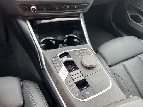 Used 2023 BMW 330i 330i w/ Premium Package image 12