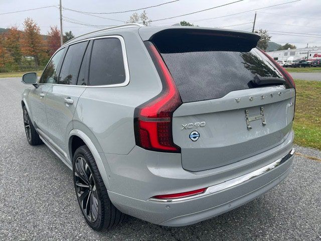 Used 2026 Volvo XC90 B6 Plus AWD/4WD image 3