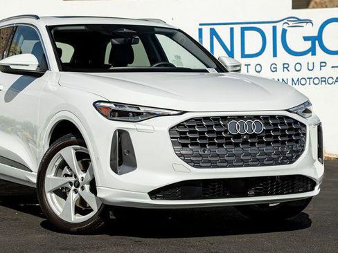 Certified 2025 Audi Q5 Premium Plus w/ Premium Plus image 5