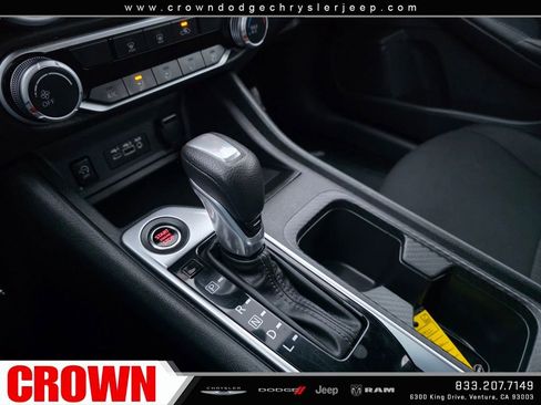 Used 2024 Nissan Sentra SV image 25