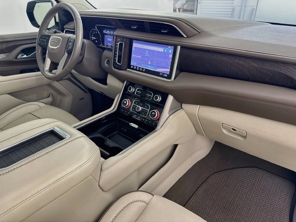 Used 2021 GMC Yukon Denali RWD image 39