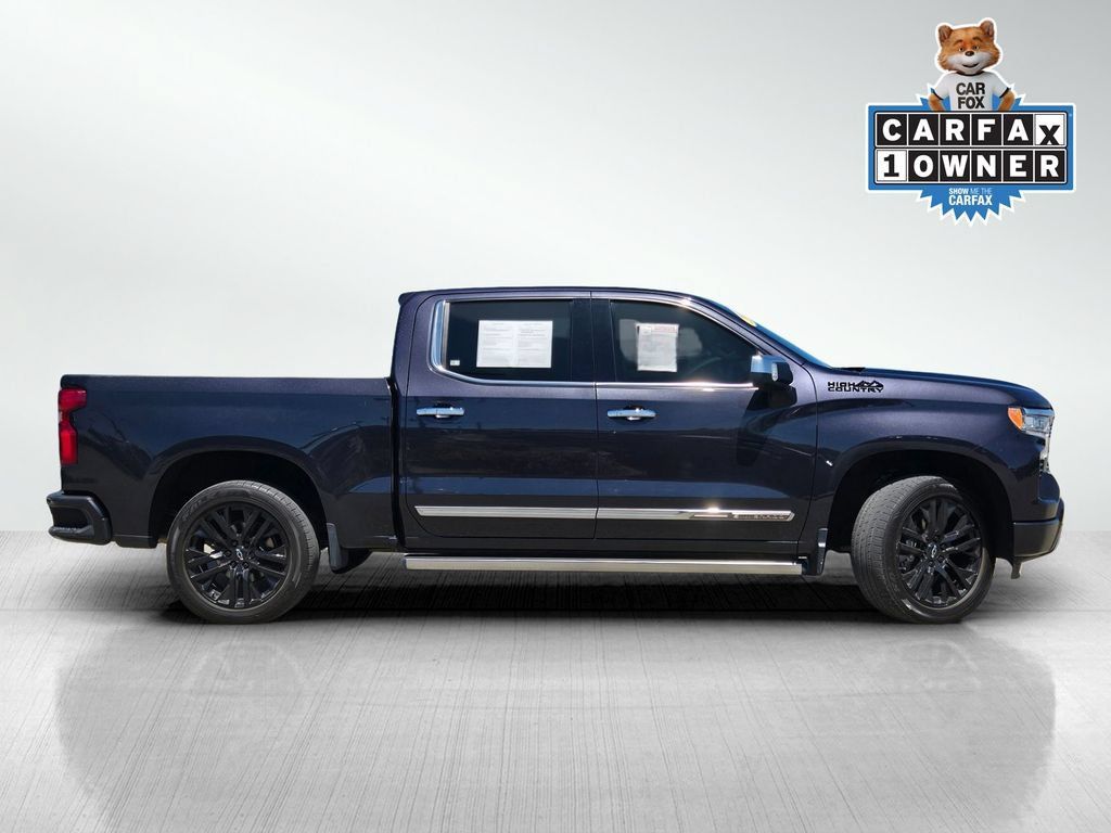 Used 2022 Chevrolet Silverado 1500 High Country w/ High Country Premium Package AWD/4WD image 3