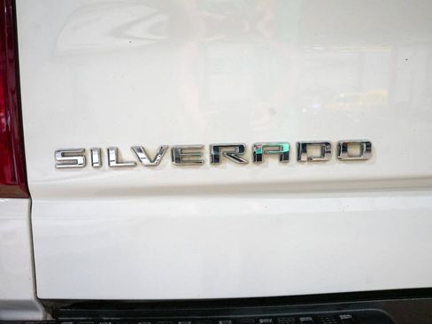 Used 2021 Chevrolet Silverado 1500 LT AWD/4WD image 25