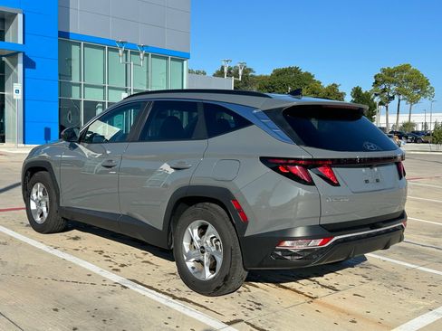 Used 2024 Hyundai Tucson SEL FWD image 3