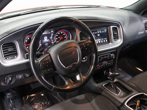 Used 2022 Dodge Charger SXT image 17