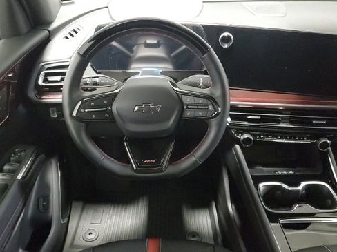 Used 2026 Chevrolet Traverse RS image 16