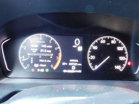 Certified 2025 Honda Pilot Sport image 11