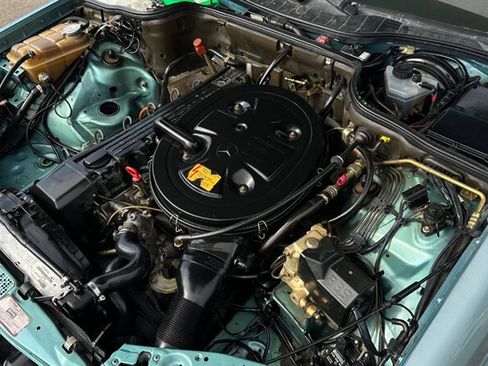 Used 1991 Mercedes-Benz 300 SE image 17
