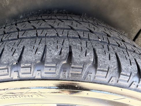 Used 2014 Buick Enclave Premium w/ Trailering Provision Package image 35