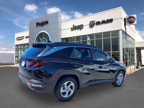 Used 2024 Hyundai Tucson SEL FWD image 2