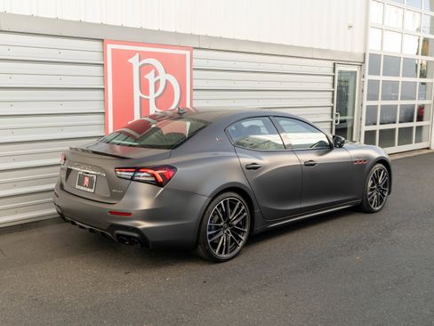 Used 2022 Maserati Ghibli Trofeo image 42