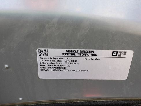 Used 2021 Chevrolet TrailBlazer LT w/ Premium Seating Package AWD/4WD image 28