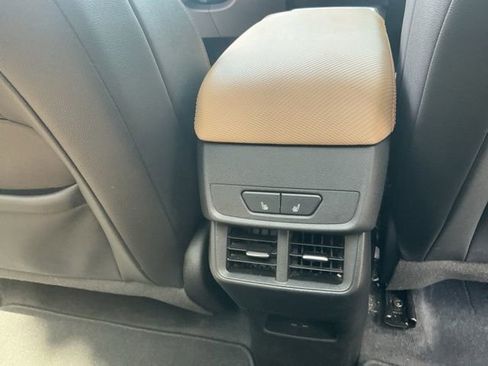 Used 2025 Chevrolet Equinox ACTIV w/ Safety and Technology Package AWD/4WD image 24