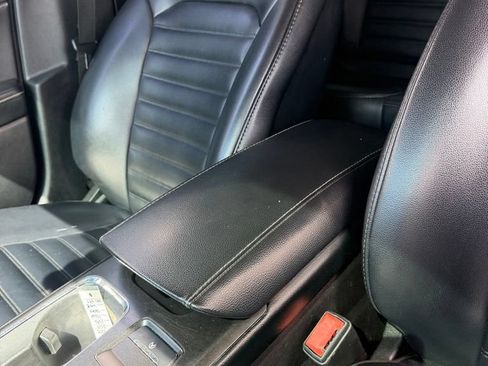 Used 2019 Ford Fusion SEL FWD image 17