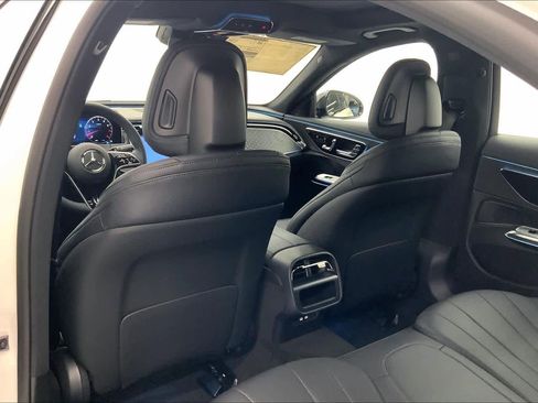 New 2026 Mercedes-Benz E 350 Sedan image 18