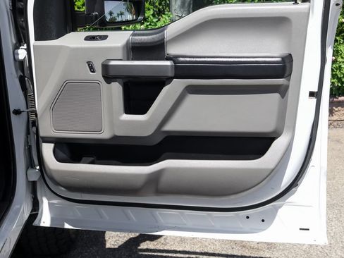 Used 2019 Ford F350 XLT AWD/4WD image 46