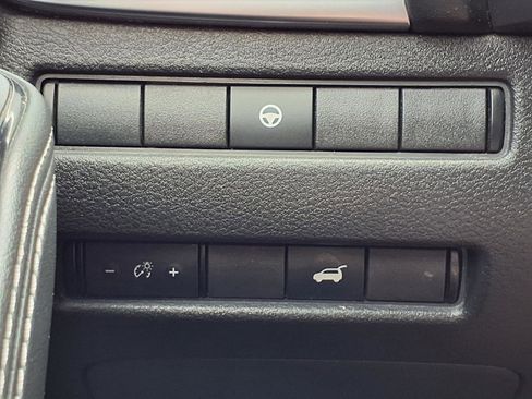 Used 2021 Nissan Rogue SL w/ Premium Package image 9