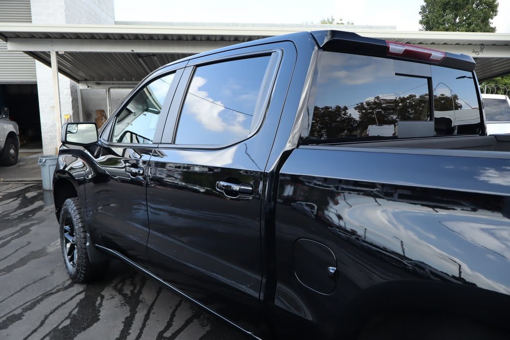 Used 2024 Chevrolet Silverado 1500 LT Trail Boss w/ Convenience Package II AWD/4WD image 16