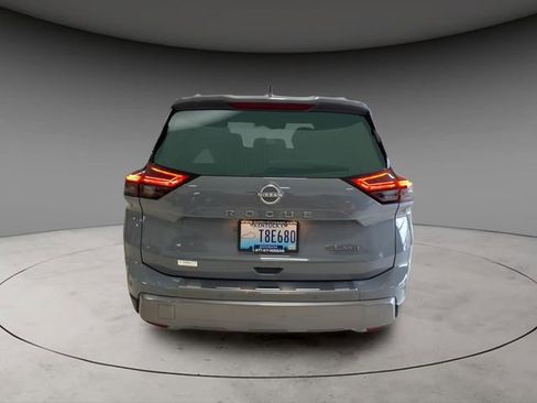 Certified 2025 Nissan Rogue SL AWD/4WD image 8