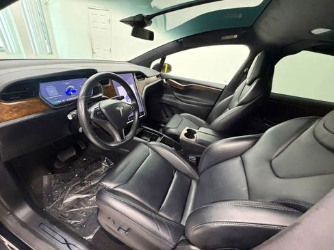 Used 2018 Tesla Model X 100D AWD/4WD image 14