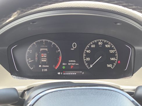 Used 2025 Honda Civic Sport image 25