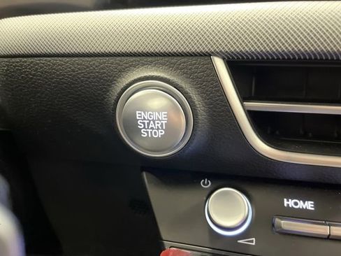 Used 2024 Hyundai Sonata Limited image 24