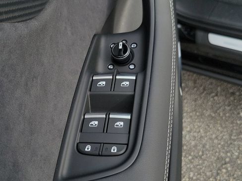 New 2026 Audi SQ7 Prestige AWD/4WD image 20