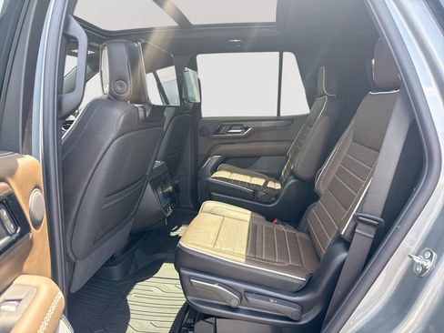 New 2026 GMC Yukon Denali Ultimate AWD/4WD image 26