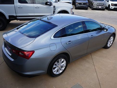 Used 2025 Chevrolet Malibu LT FWD image 15