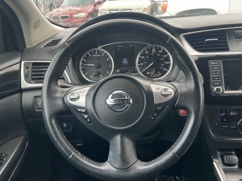 Used 2019 Nissan Sentra SV FWD image 10