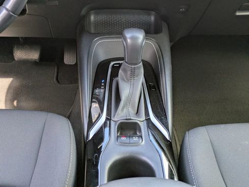 Used 2019 Toyota Corolla SE image 18