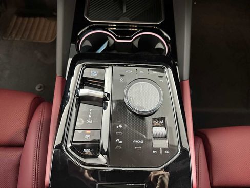 New 2026 BMW i5 eDrive40 w/ M Sport Package image 16