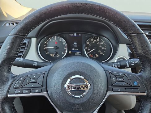 Used 2022 Nissan Rogue Sport SL image 24