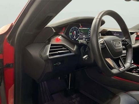 Used 2023 Audi RS e-tron GT w/ Carbon Performance Package image 21