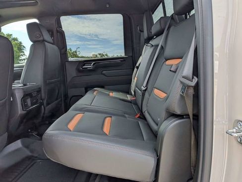 New 2026 GMC Sierra 2500 AT4 w/ AT4 Premium Plus Package AWD/4WD image 14