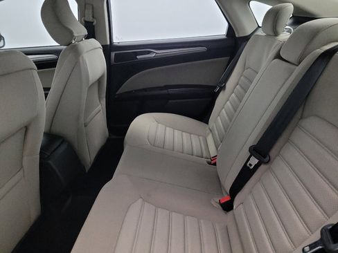 Used 2018 Ford Fusion S image 18