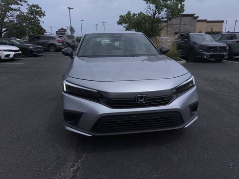 Used 2024 Honda Civic Sport image 13