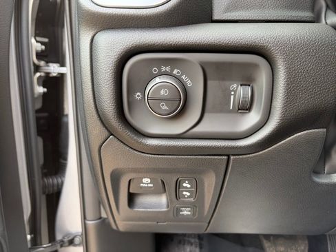 New 2026 RAM 1500 Big Horn AWD/4WD image 19